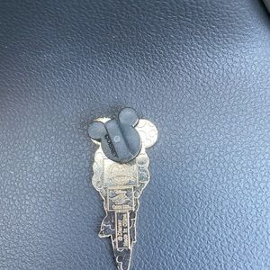 Minnie Mouse Disney cruise ice cream pin